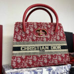 Sac à main Christian Modèle Lady Dior pour femme de valeur