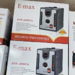 Régulateur de Tension Automatique - Emax - 220 - 2000VA - 06 Mois de garantie